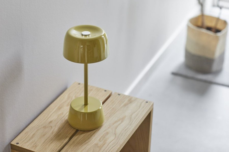 LOOM Design Dexter Bordlampe LED H30 cm, Sunet Curry