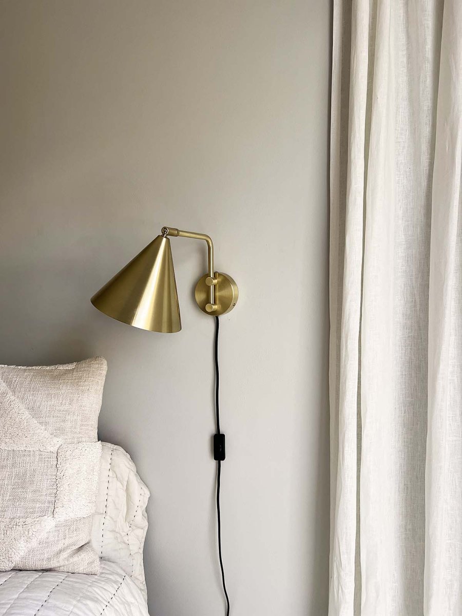 MOUD Home Más Wandleuchte 18 cm, Gebürstetes Messing