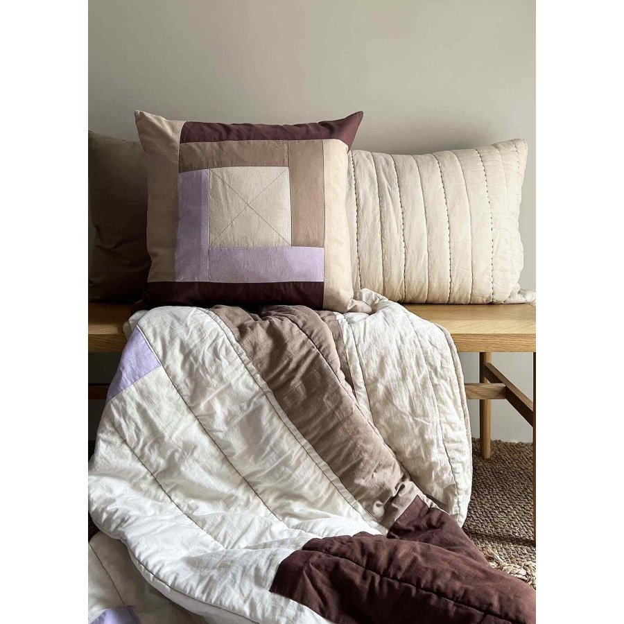 MOUD Home Patch Gestepptes Steppdecke 130x170 cm, Lila/Braun/Beige