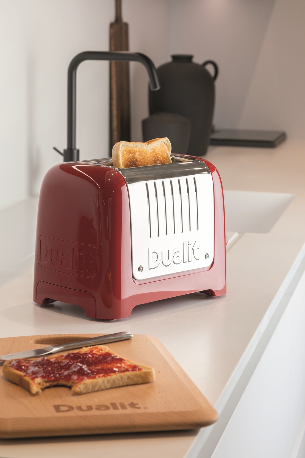Dualit Lite Brødrister 2 Slice, Rød Brødristere WWW.HJEM.DK ApS