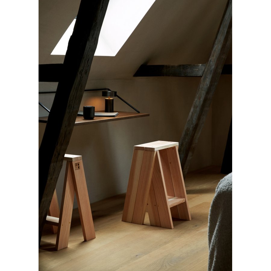 Audo Rail Schreibtisch 92 cm, Eiche dunkel gebeizt