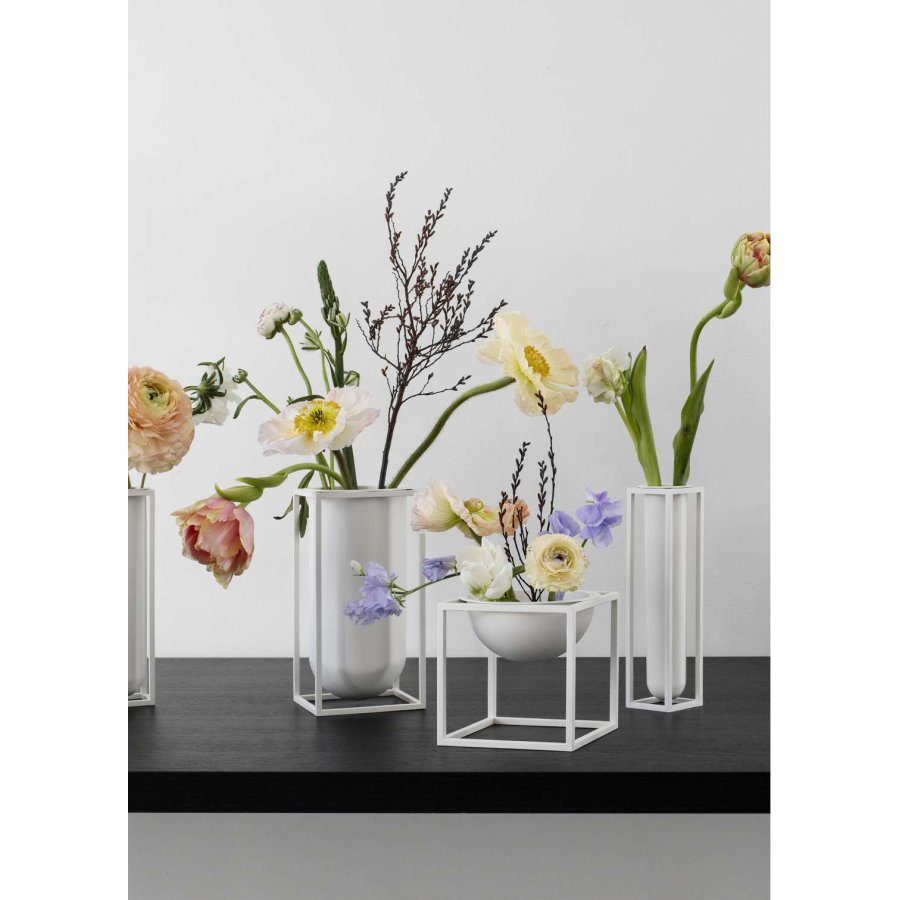Audo Kubus Flora Vase H24 cm, Hvid
