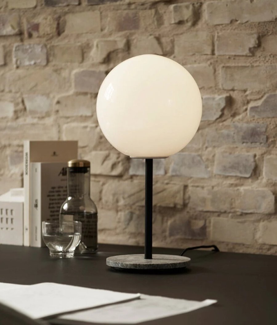 Audo TR Bulb Tischleuchte H41 cm, Shiny Opal/Ocean Grey Marble