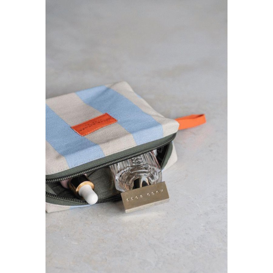 Mette Ditmer Bring-It Kosmetiktasche 10×17cm, Hellblau