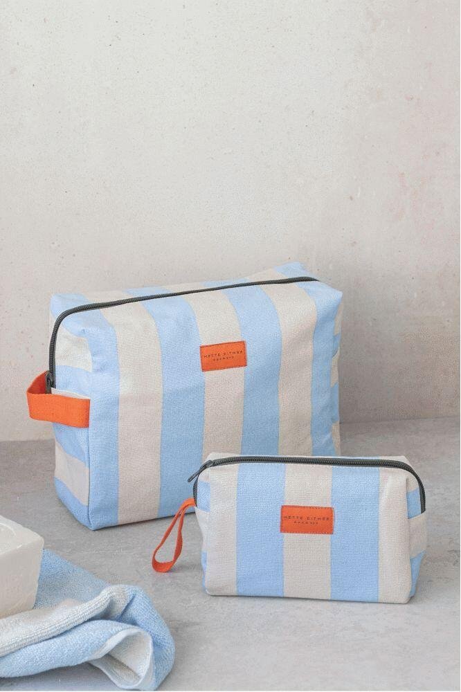 Mette Ditmer Bring-It Kulturbeutel 17×26cm, Hellblau