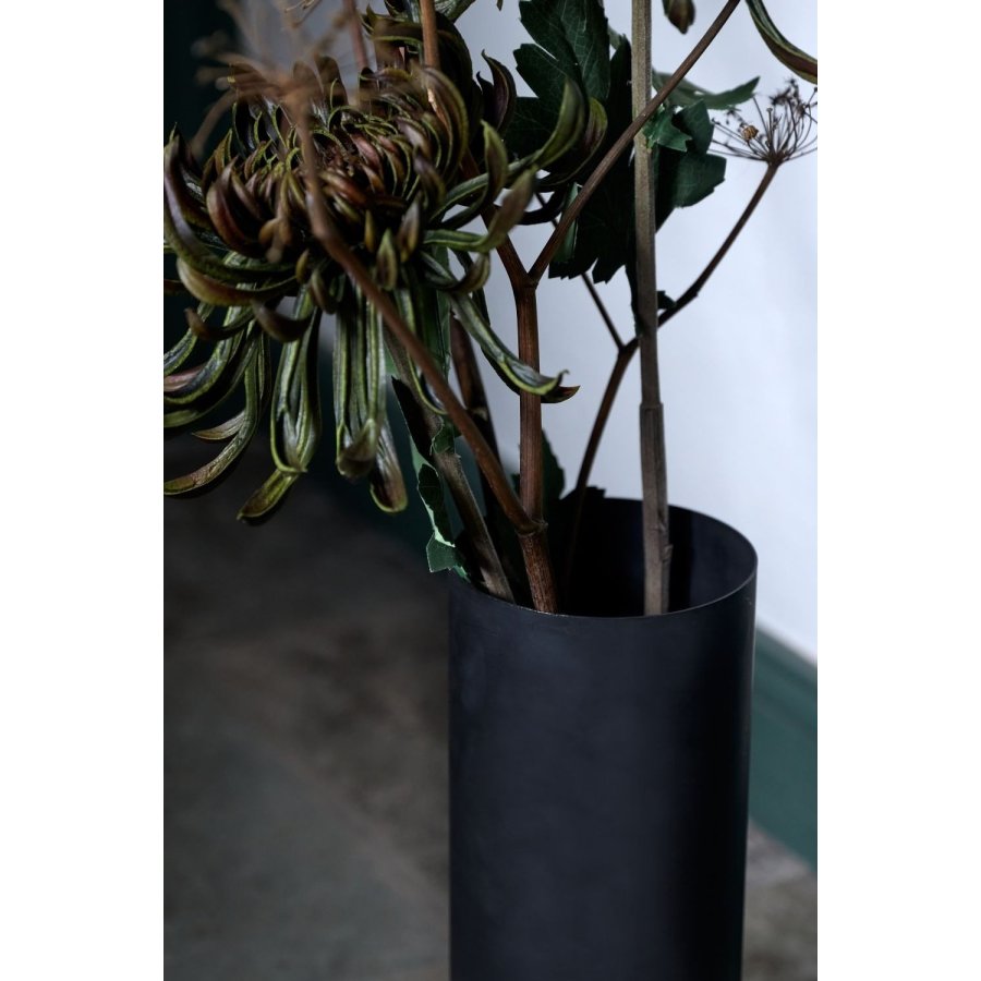 Mette Ditmer Floor Vase H40,5 cm, Iron Black