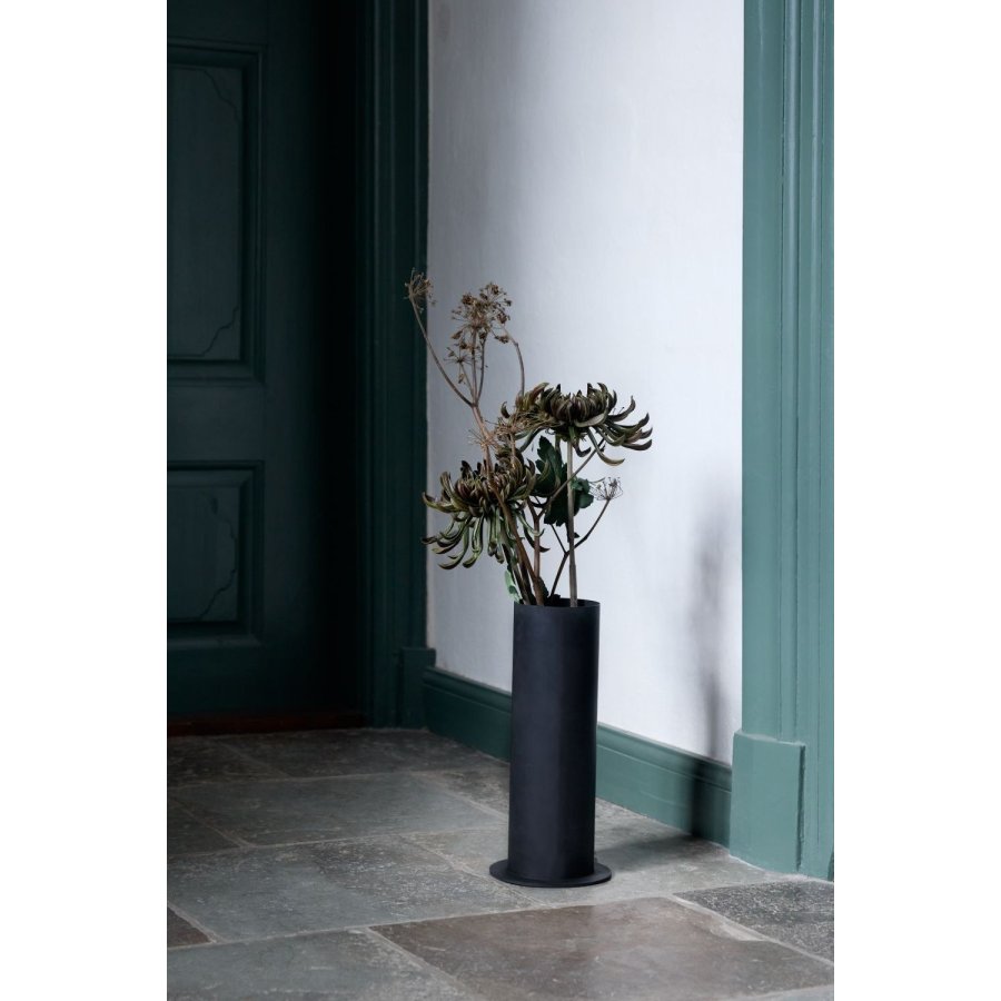 Mette Ditmer Floor Vase H40,5 cm, Iron Black