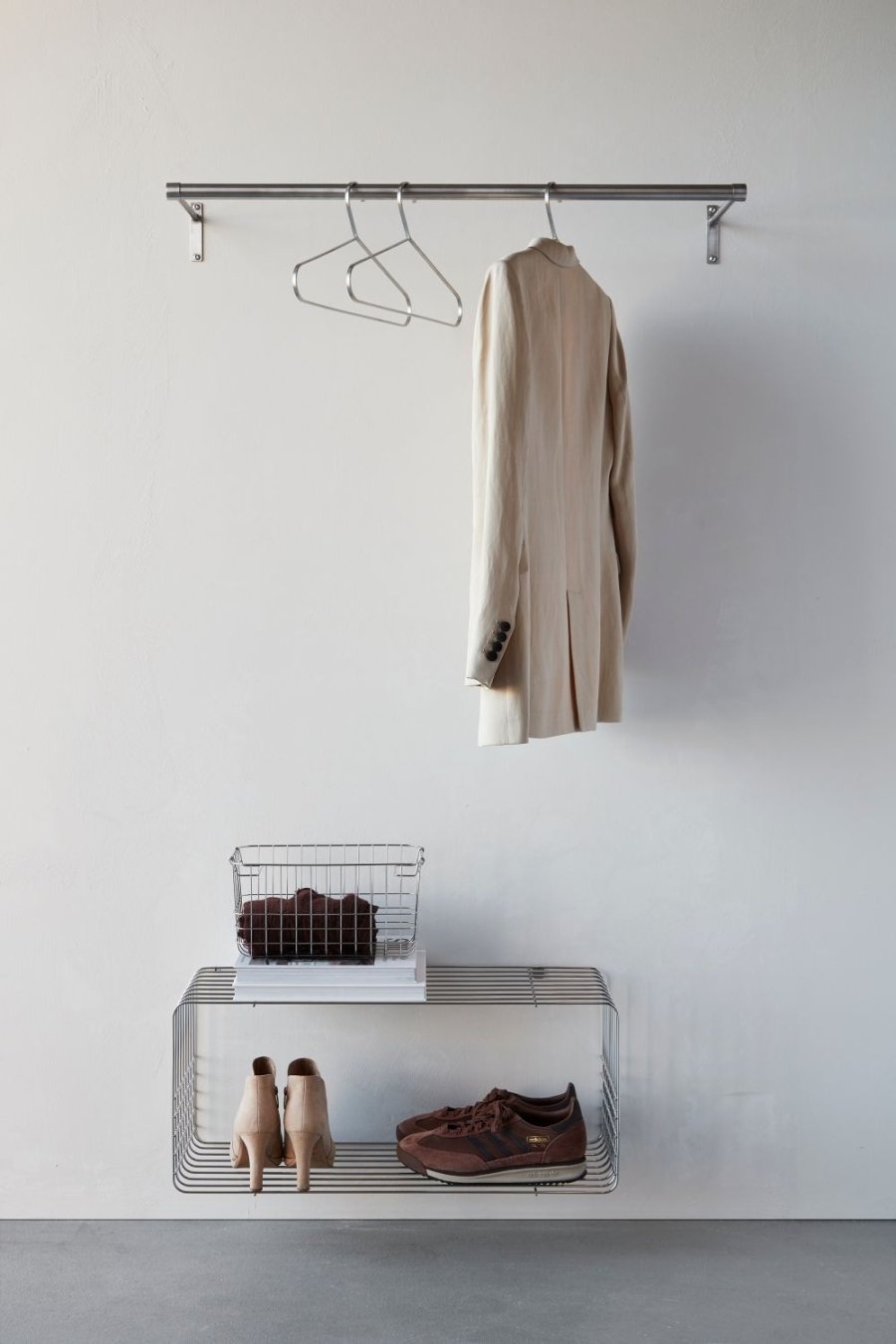 Mette Ditmer Hang-it Kleiderstange 90 cm, Geb&uuml;rsteter Stahl