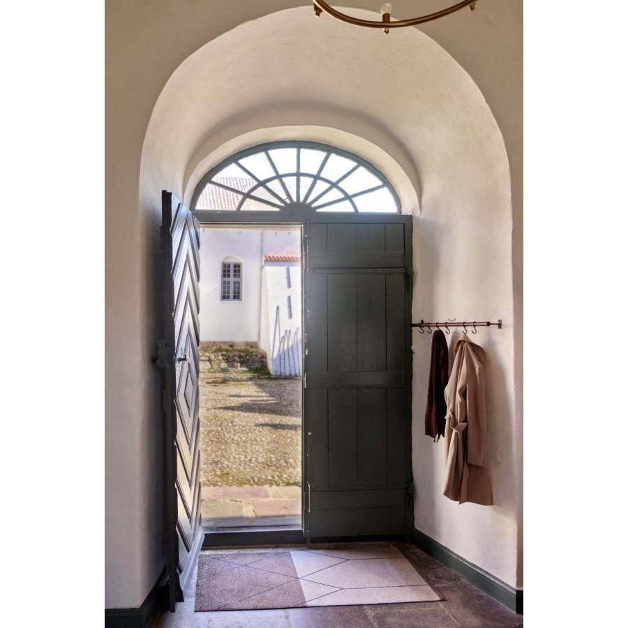Mette Ditmer Linea Bodenmatte 55x80 cm, Braun