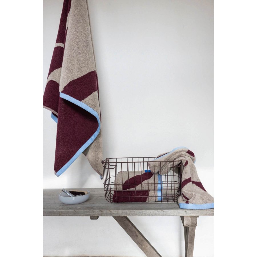 Mette Ditmer Nova Arte H�ndkl�de 2 stk. 50x90 cm, Wine/Sand