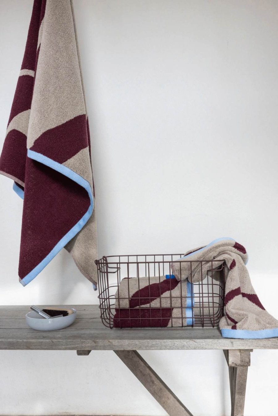 Mette Ditmer Nova Arte H�ndkl�de 2 stk. 50x90 cm, Wine/Sand