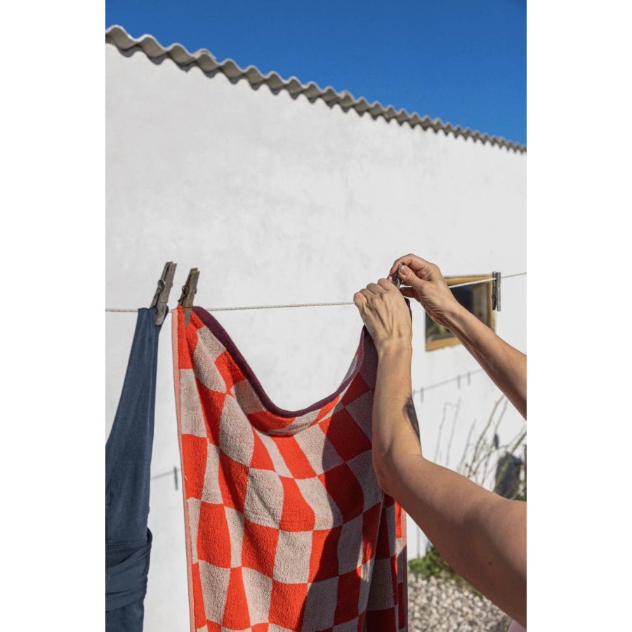 Mette Ditmer Retro H�ndkl�de 50x90 cm, Dark Orange