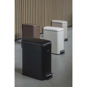 Mette Ditmer Wendy Pedalspand 5 L, Sort