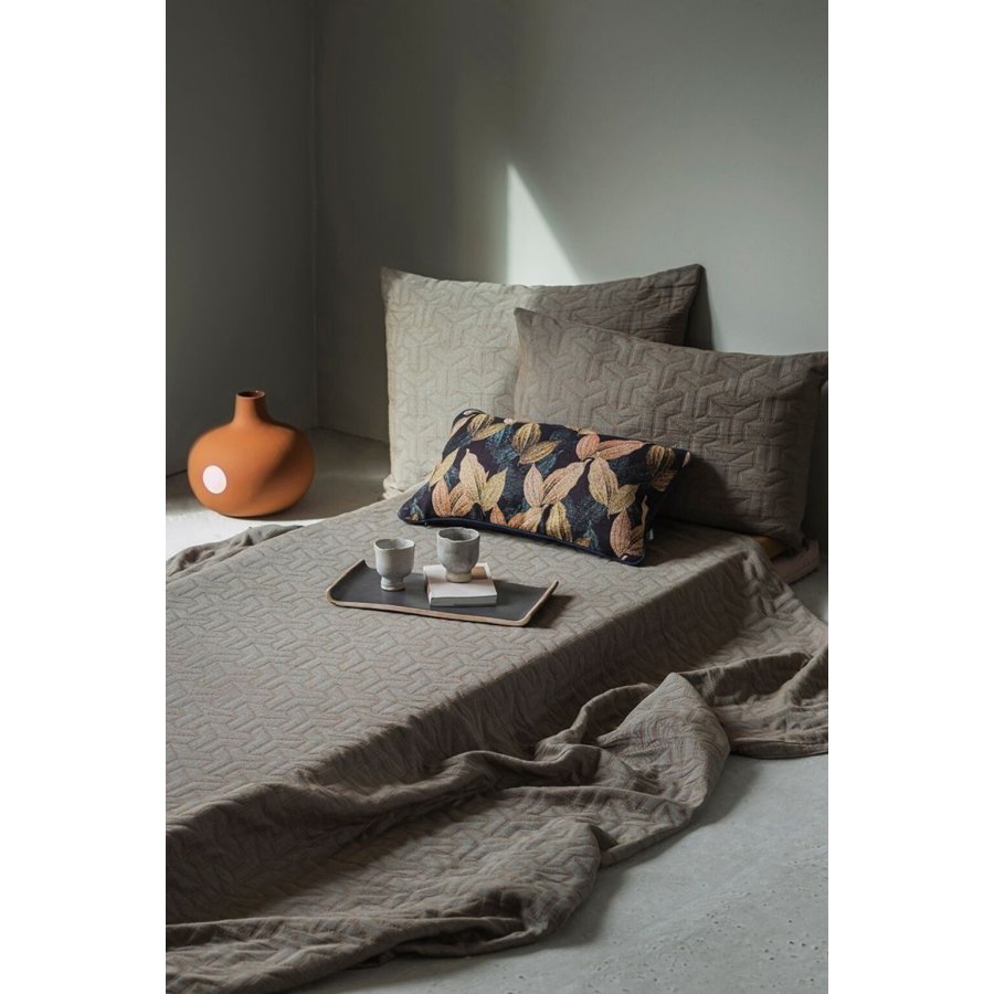 Mette Ditmer Mono Sengetppe 250x250 cm, Tobacco