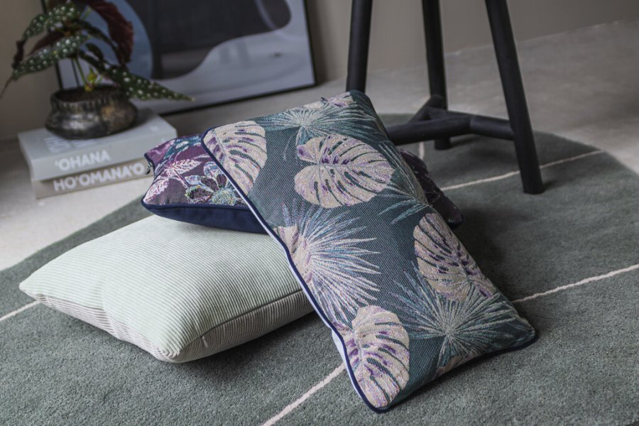 Mette Ditmer Atelier Kissen 50x30 cm, Monstera/Light Blue