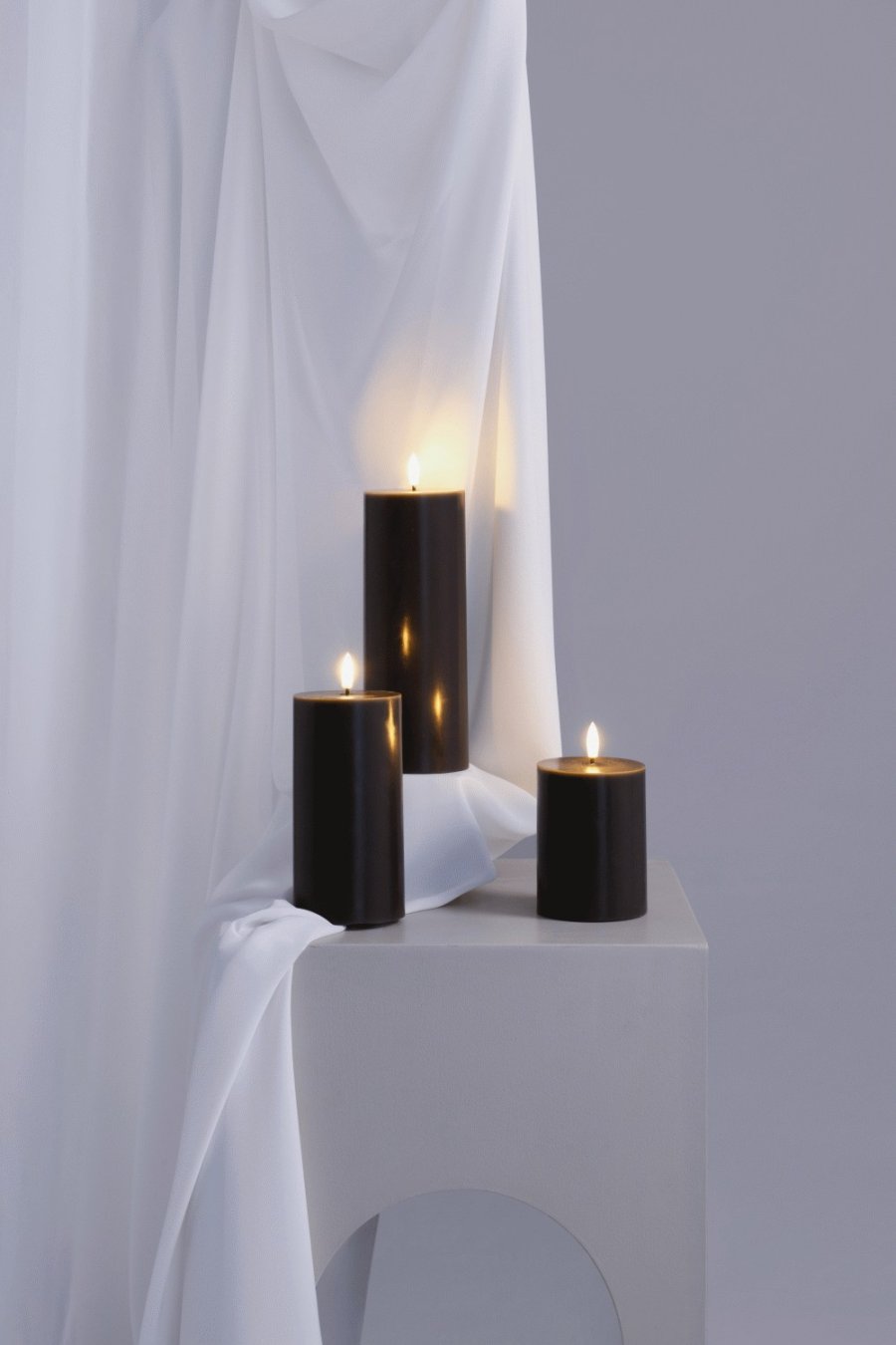 Moods & More Stumpenkerze LED 7,4xH10 cm, Charcoal