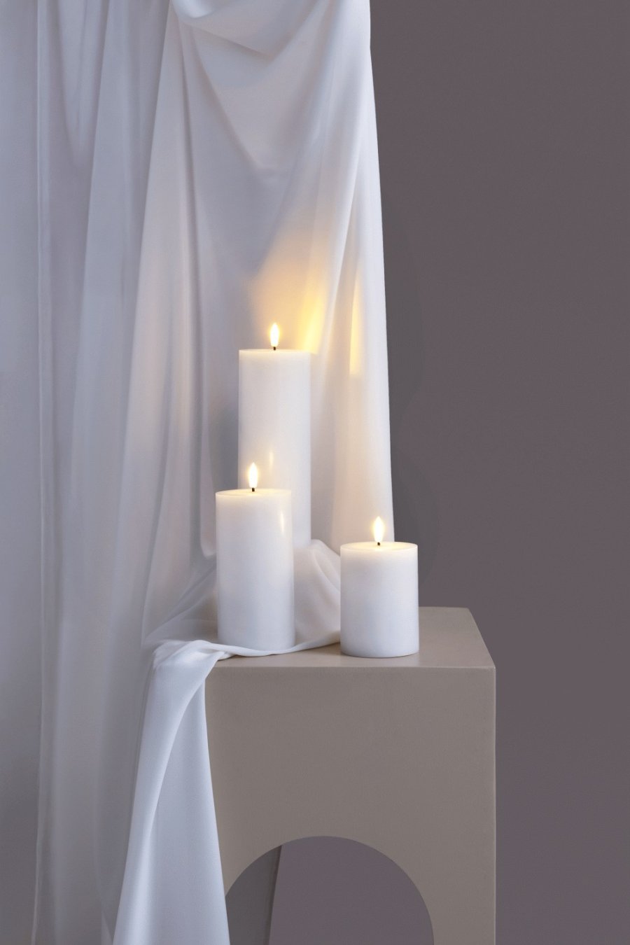 Moods & More Stumpenkerze LED 7,4xH10 cm, Classic White