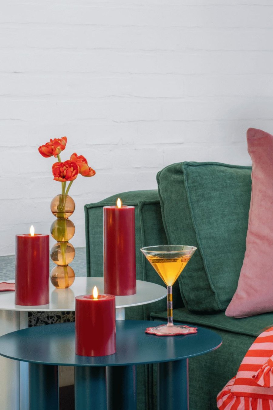 Moods & More Stumpenkerze mit Schmelzeffekt LED 7,4xH20 cm, Cranberry Red