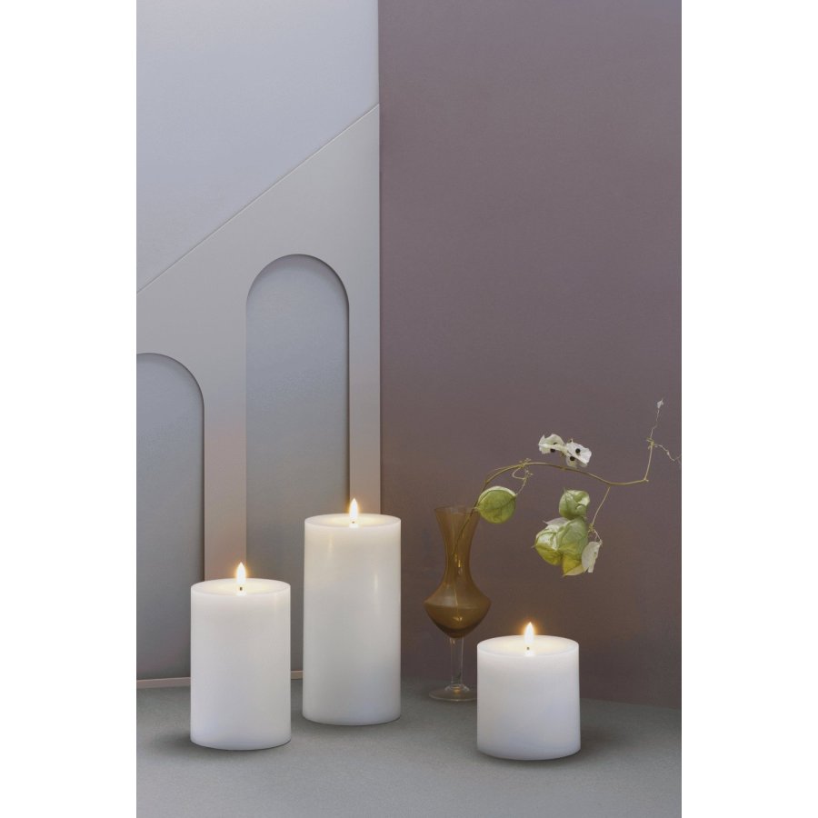 Moods & More Stumpenkerze mit Schmelzeffekt LED 9,9xH10 cm, Classic White