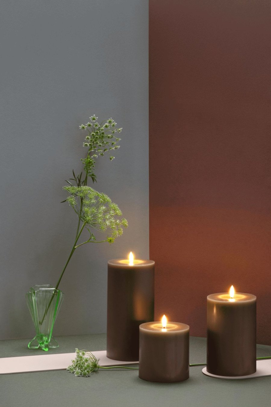 Moods & More Stumpenkerze mit Schmelzeffekt LED 9,9xH10 cm, Dark Sand