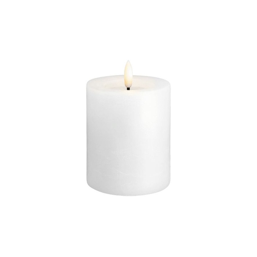 Moods & More Rustikale Stumpenkerze mit Schmelzeffekt LED 7,4xH10 cm, Classic White