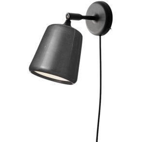 New Works Material Wandleuchte 23 cm, Schwarzer Marmor