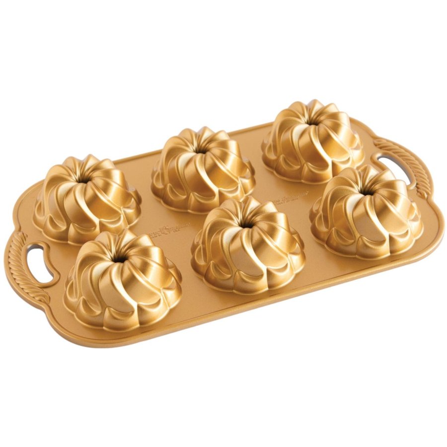 Nordic Ware Kuchenform 38x22 cm