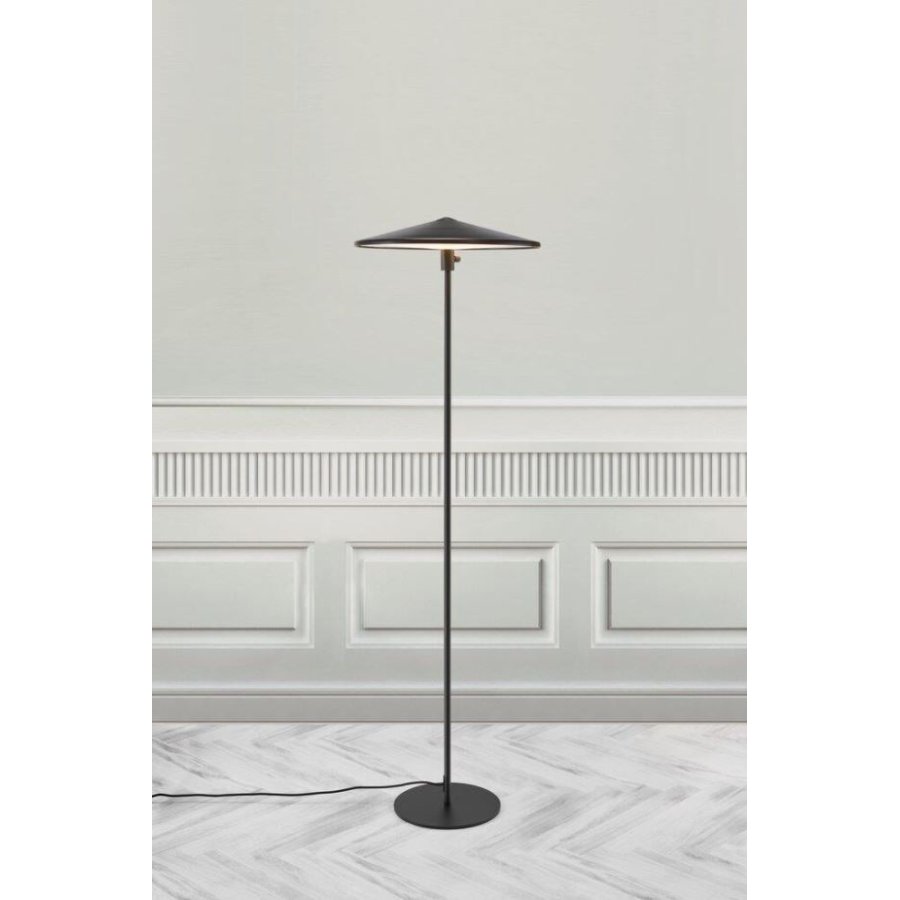 Nordlux Balance Gulvlampe LED H140 cm, Sort