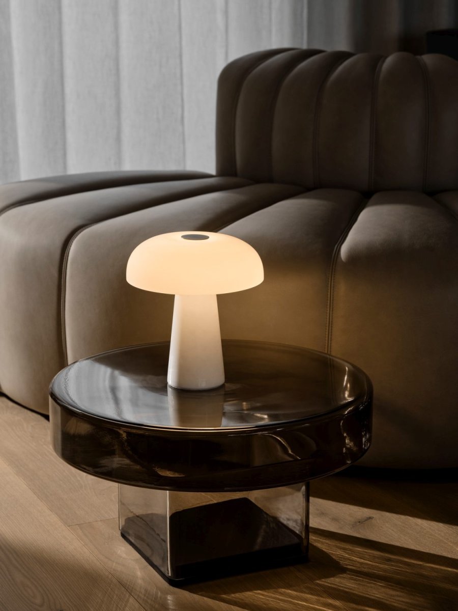 DFTP Glossy Mini Tr�dl�s Bordlampe LED H24 cm, Hvid
