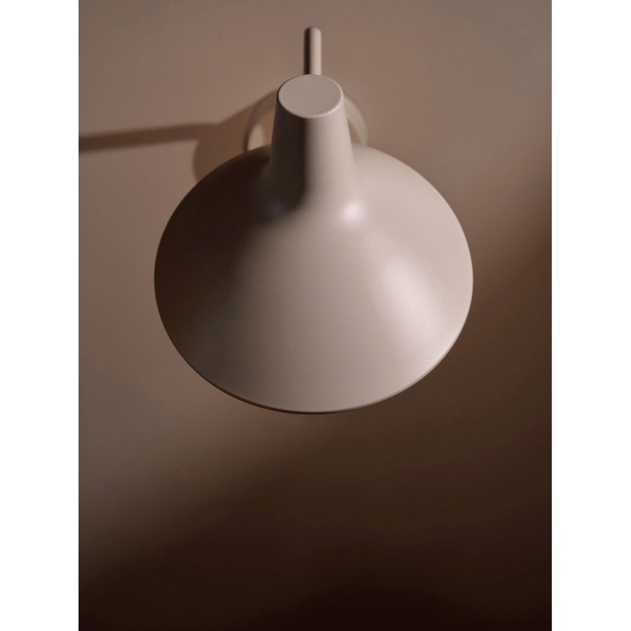 DFTP Darci V�glampe 55 cm, Sandfarvet