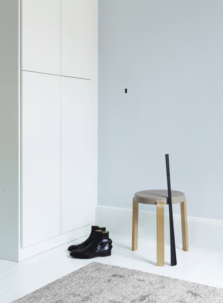 Normann Copenhagen Schoenlepel 71,3 cm, Zwart