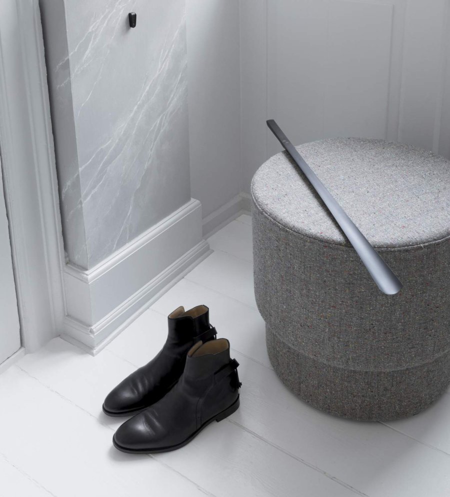 Normann Copenhagen Schoenlepel 71,3 cm, Zwart
