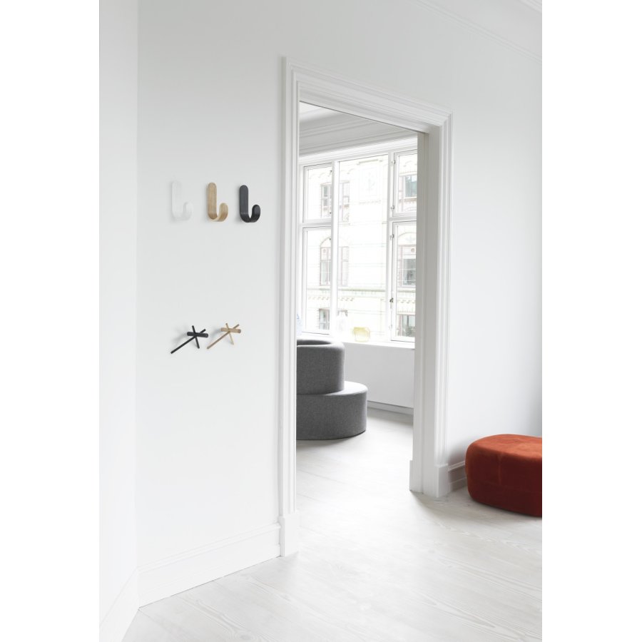 Normann Copenhagen Curve Garderobe 17,7 cm, Schwarz