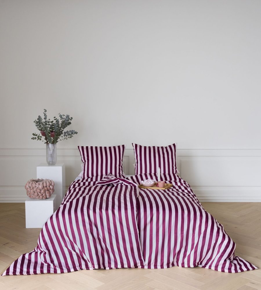 OMHU Blok Strib Senget�j 140x200 cm, Royal/Rose