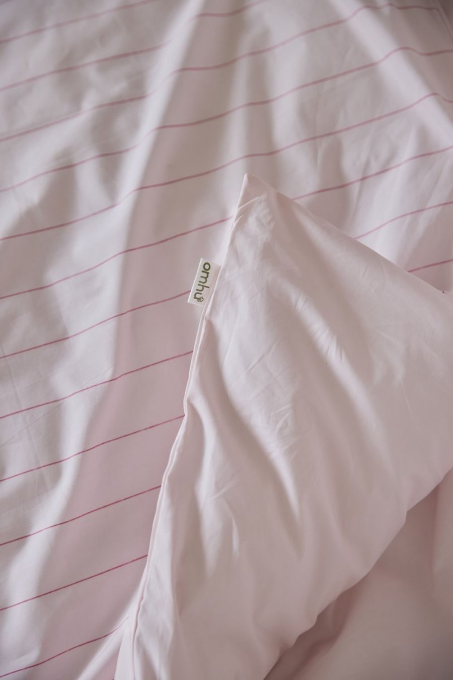 OMHU Needle Stripe Senget�j 140x200 cm, Rose/Pink