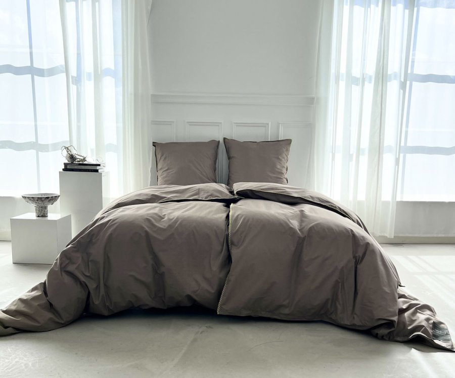OMHU x Mads Barfod Edge Senget�j 140x200 cm, Taupe