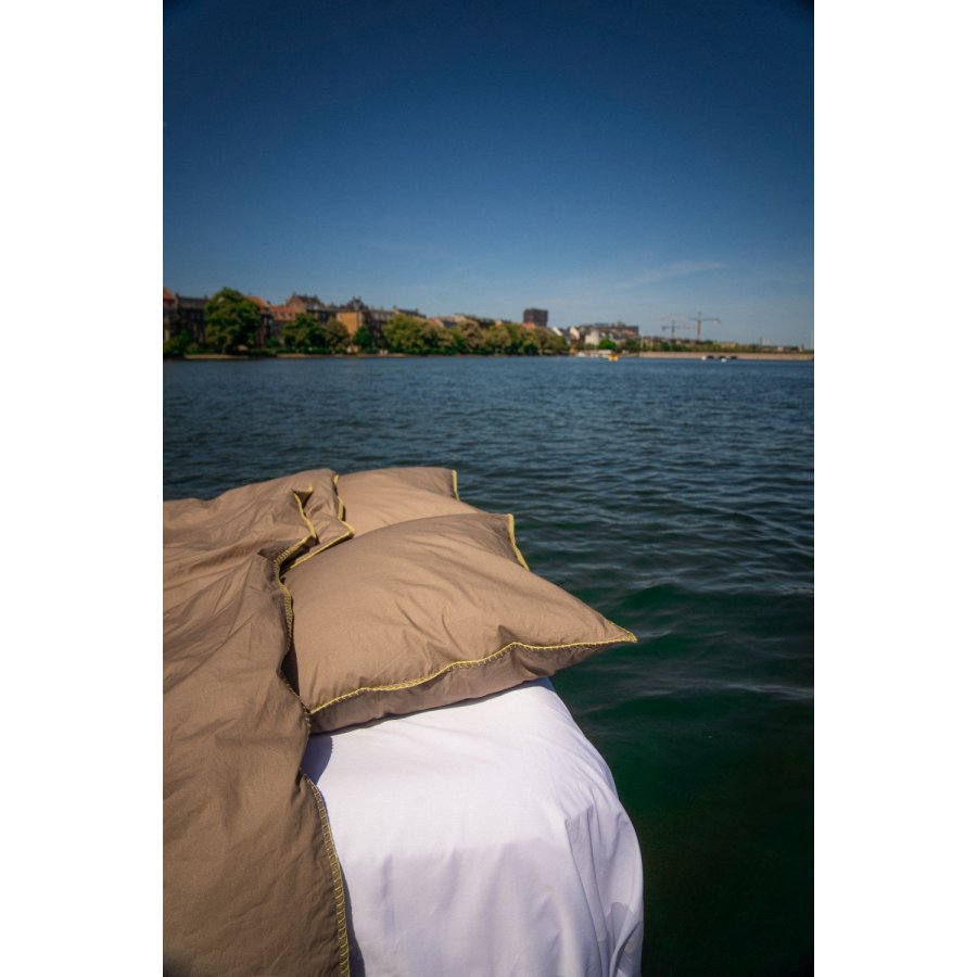 OMHU x Mads Barfod Edge Senget�j 140x200 cm, Taupe
