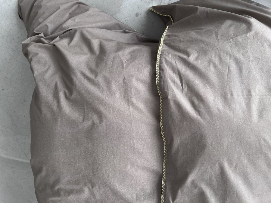 OMHU x Mads Barfod Edge Senget�j 140x220 cm, Taupe