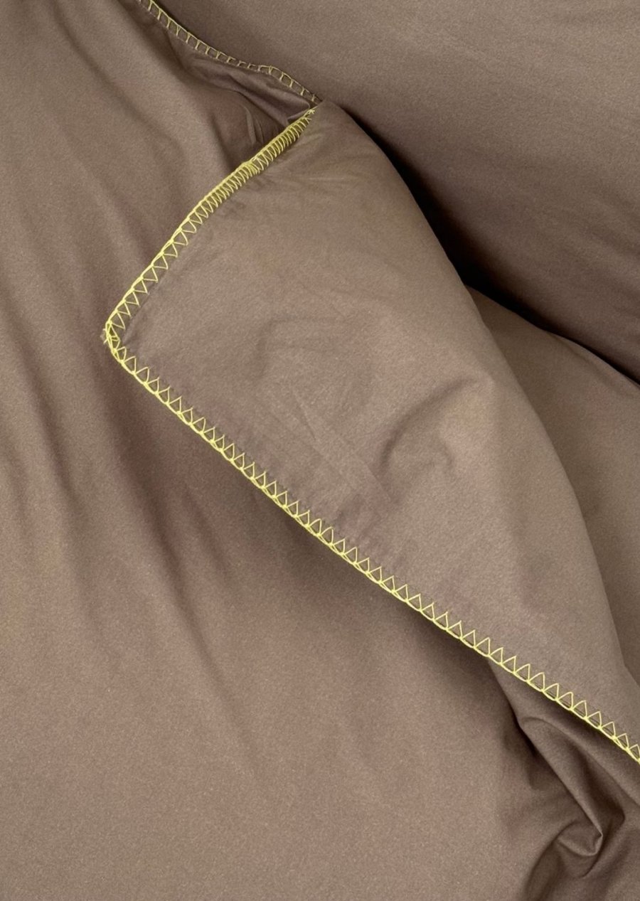 OMHU x Mads Barfod Edge Senget�j 140x220 cm, Taupe