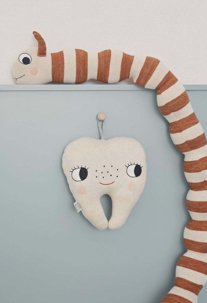 OYOY Mini Kuscheltier Zahnfee 27 cm, Offwhite