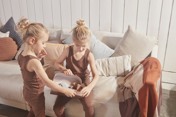 OYOY Iris Living Decke 184x134 cm, Multi