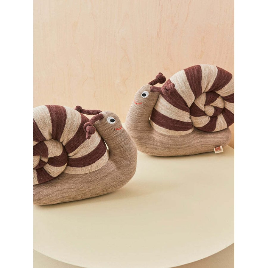 OYOY Mini Kuscheltier Schnecke Sally 36,5 cm, Braun