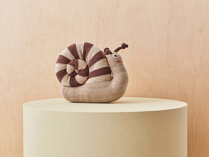 OYOY Mini Kuscheltier Schnecke Sally 36,5 cm, Braun