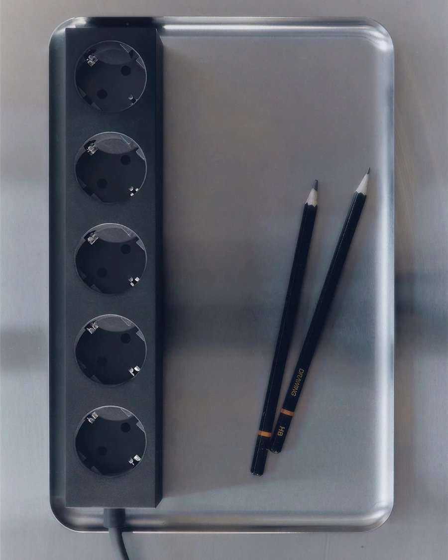 Pedestal Power Beam 5 m, Charcoal
