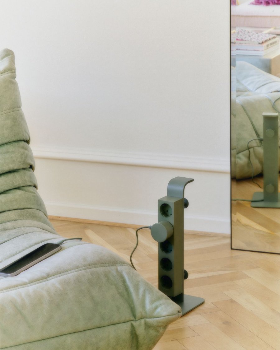Pedestal Power Tower 35, Mossy Green
