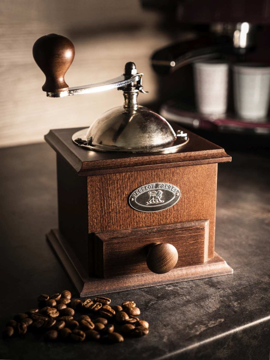 Peugeot Nostalgie Kaffeemhle 21 cm, Walnuss gebeizt