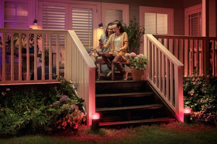 Philips Hue Lily Spot fr den Auenbereich Verlngerung 8W 8,4 cm, Schwarz