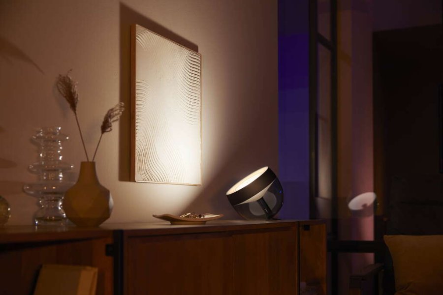 Philips Hue Iris Tischlampe H19,4 cm, Schwarz