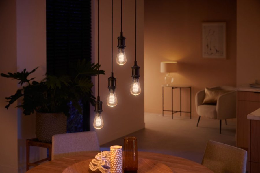 Philips Hue White Ambiance Filament ST64 Edison Glhbirne E27 6 cm