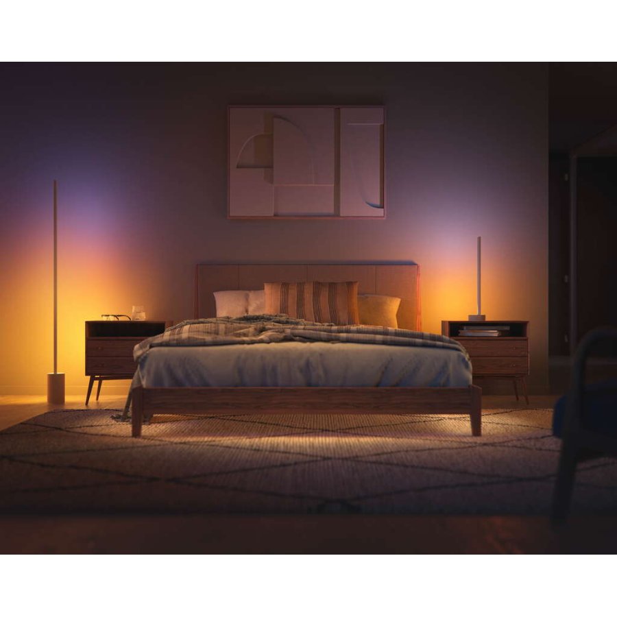 Philips Hue Signe Gradient Stehlampe H145,8 cm, Wei